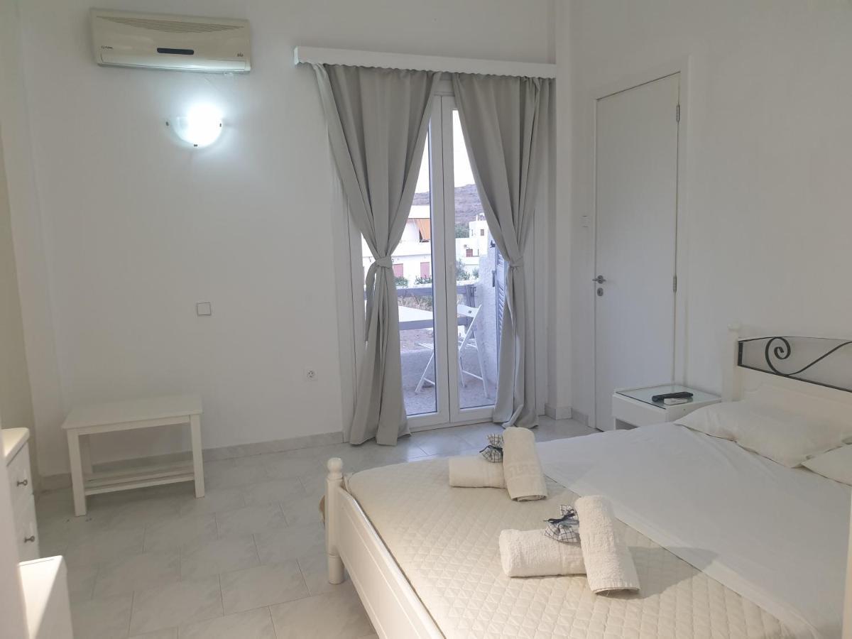 Syros Holidays Vári Eksteriør bilde