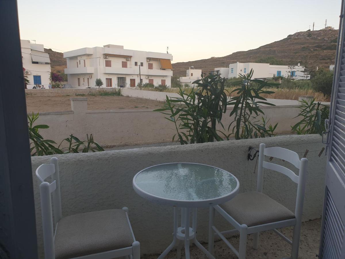 Syros Holidays Vári Eksteriør bilde