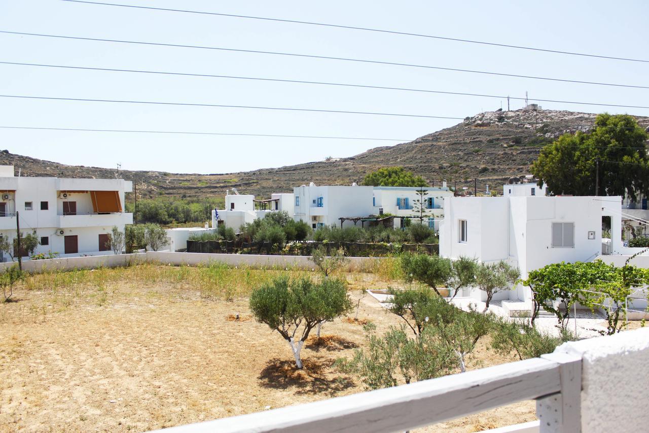 Syros Holidays Vári Eksteriør bilde